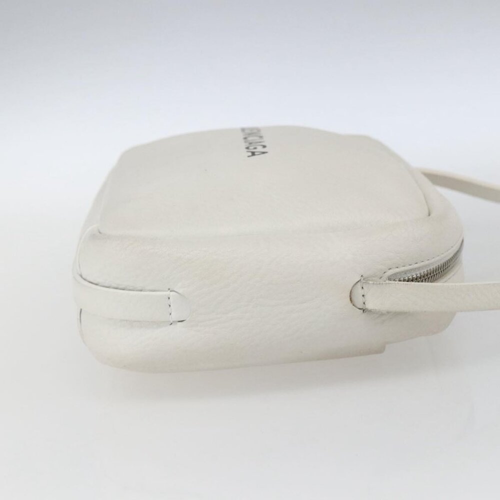 Authentic BALENCIAGA Shoulder Bag Leather White Silver 489812 - Picture 12 of 16
